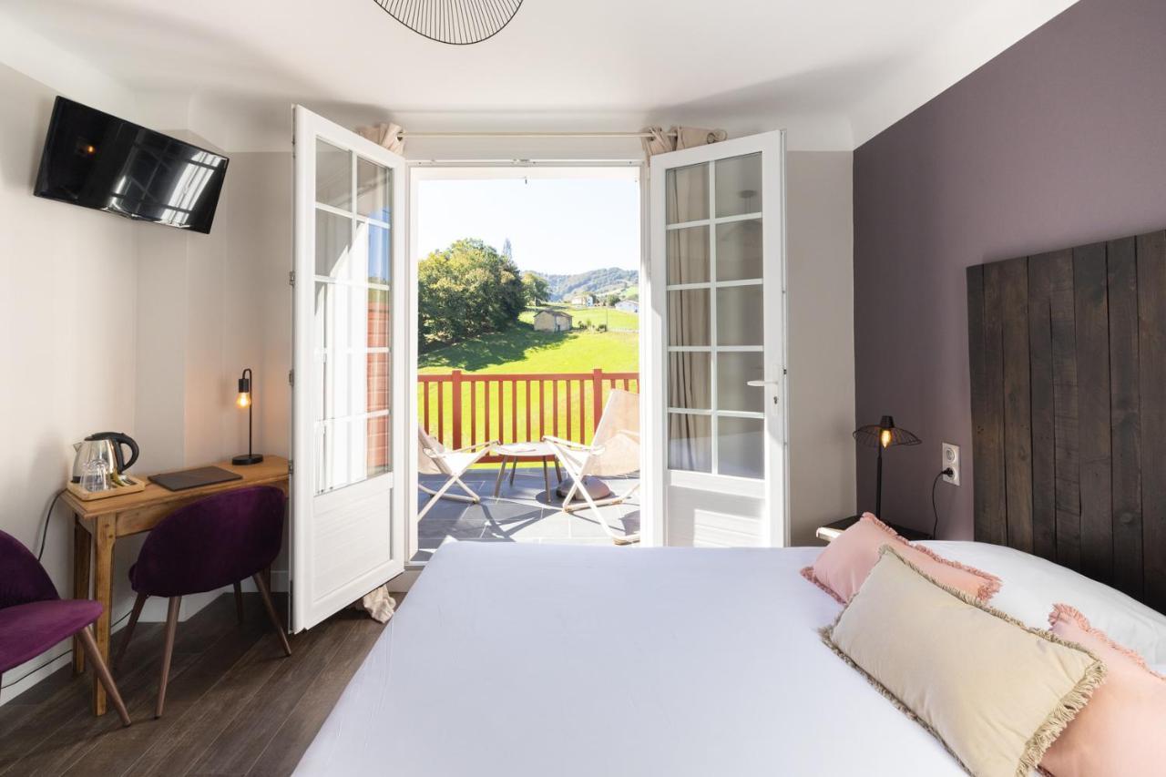 LOGIS Hôtel St Sylvestre Aldudes Eksteriør bilde