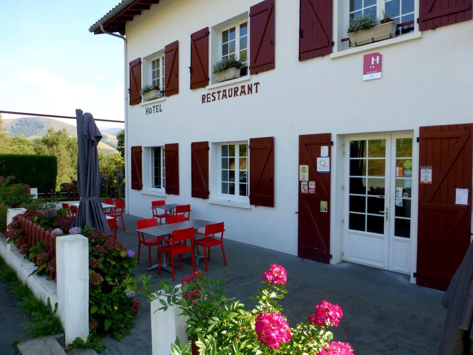 LOGIS Hôtel St Sylvestre Aldudes Eksteriør bilde
